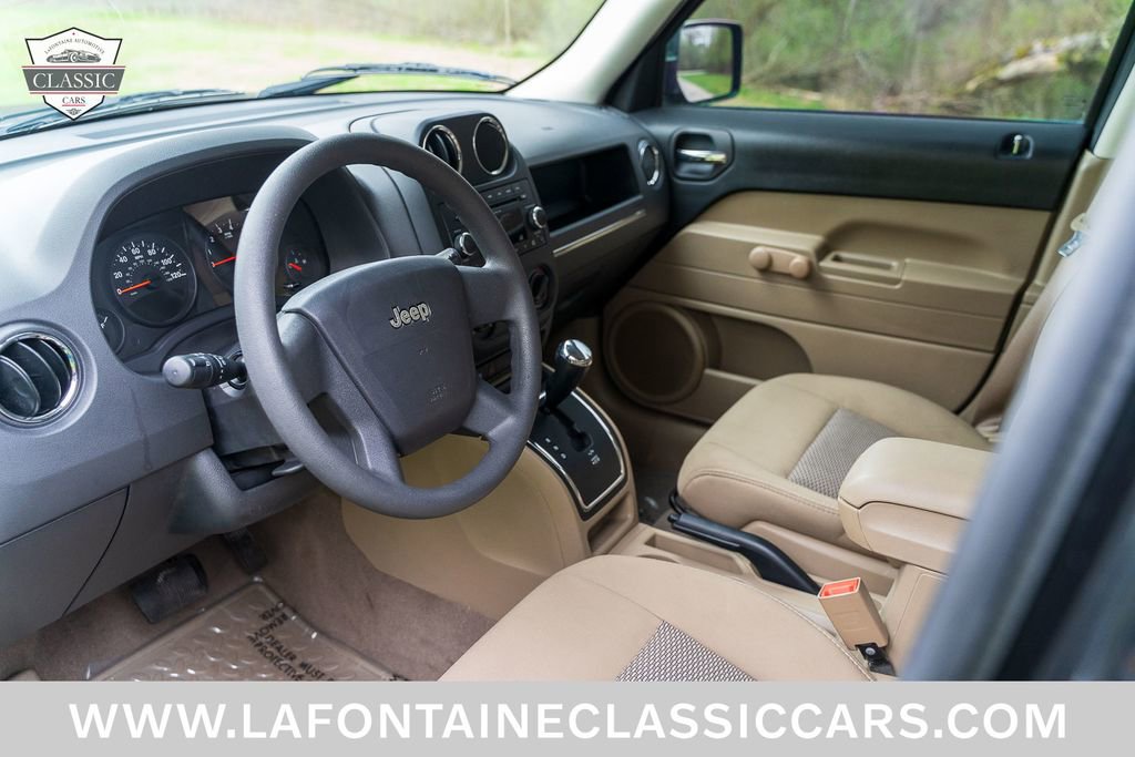 Used 2009 Jeep Patriot Sport image 2