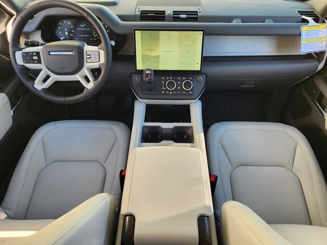 New 2026 Land Rover Defender 130 X-Dynamic SE image 19