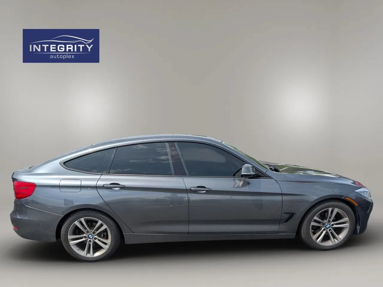 Used 2016 BMW 328i Gran Turismo xDrive AWD/4WD image 6
