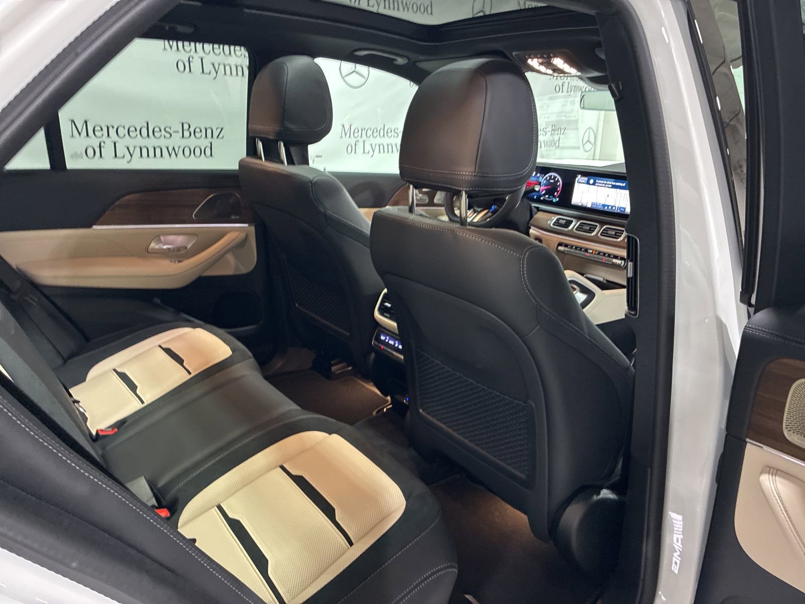 New 2026 Mercedes-Benz GLE 53 AMG 4MATIC image 21