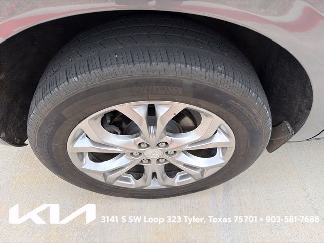 Used 2018 Buick Enclave Avenir w/ Avenir Technology Package FWD image 12