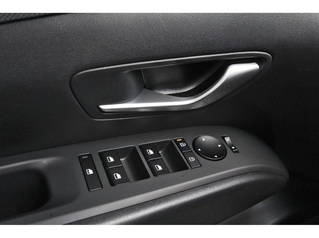 Certified 2026 Hyundai Tucson SE FWD image 23