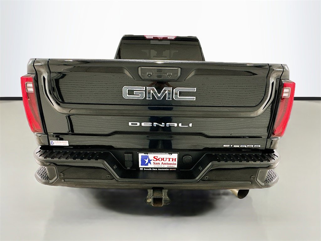 Used 2024 GMC Sierra 2500 Denali Ultimate w/ Max Trailering Package image 6