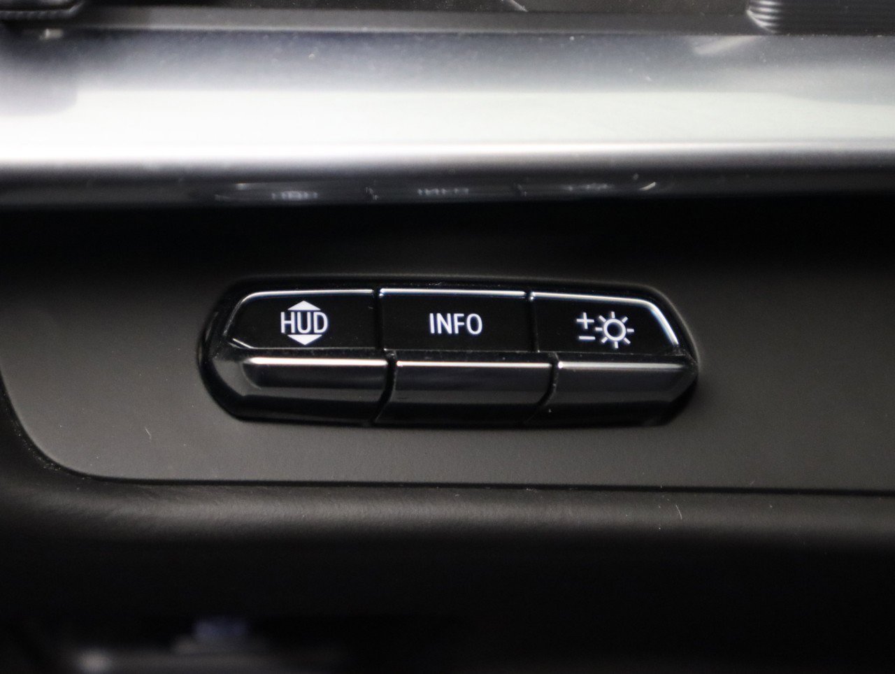 Used 2022 Chevrolet Corvette Stingray Premium Conv w/ 3LT image 25