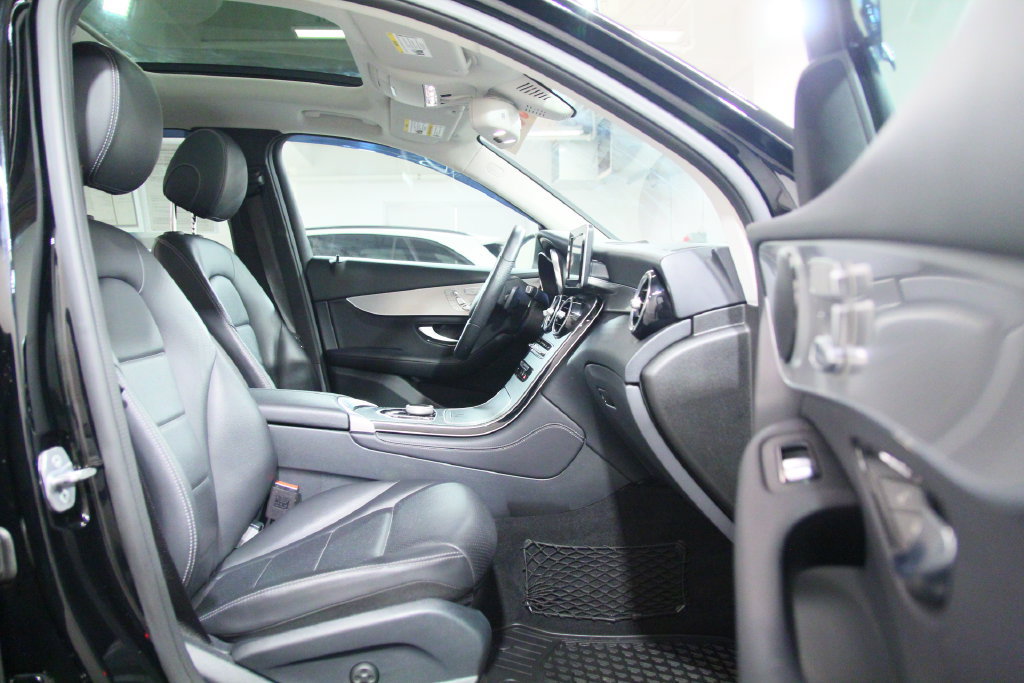 Certified 2019 Mercedes-Benz GLC 300 4MATIC image 19