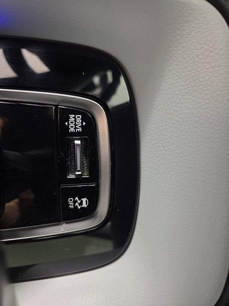 Used 2023 Toyota Corolla SE image 22