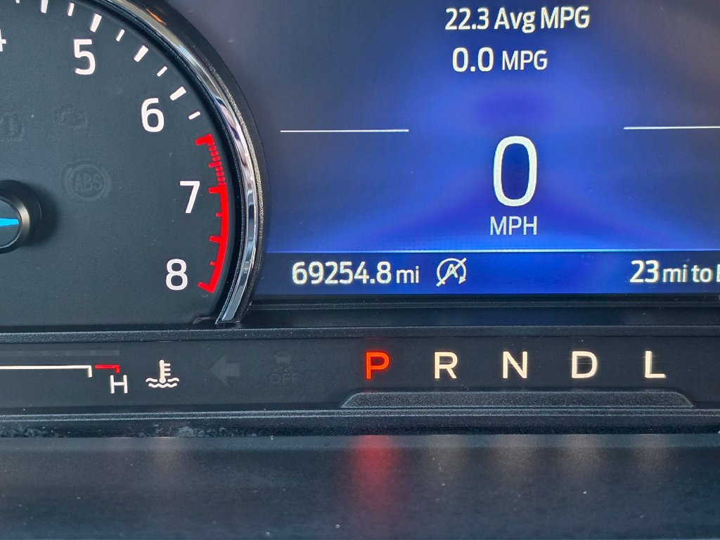 Used 2023 Ford Explorer XLT w/ Equipment Group 202A RWD image 10