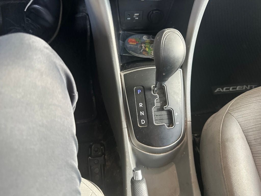 Used 2015 Hyundai Accent GS FWD image 12