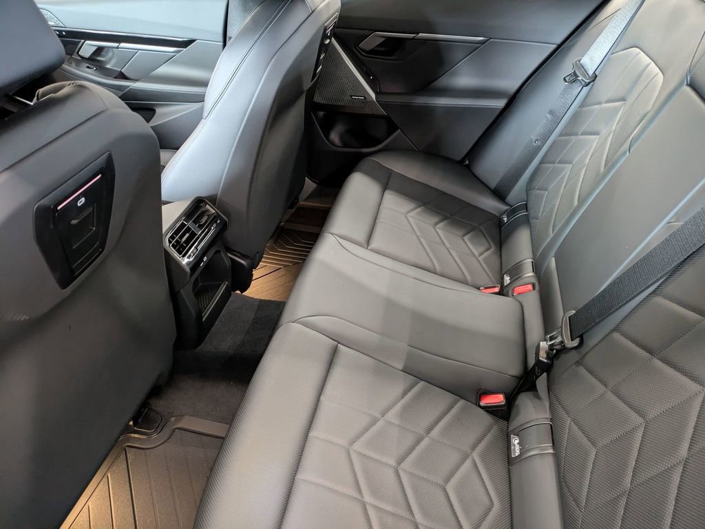 Certified 2025 BMW 530i xDrive w/ Premium Package image 29