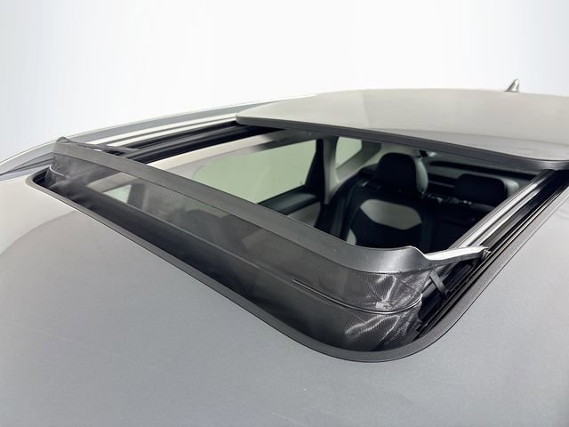 New 2026 Volkswagen Taos SEL image 22