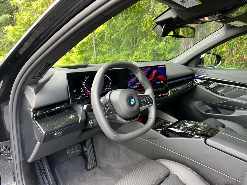 Certified 2026 BMW 530i w/ Premium Package RWD image 10