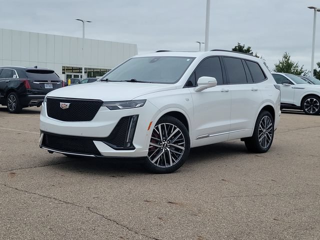 Used 2025 Cadillac XT6 Sport w/ Technology Package