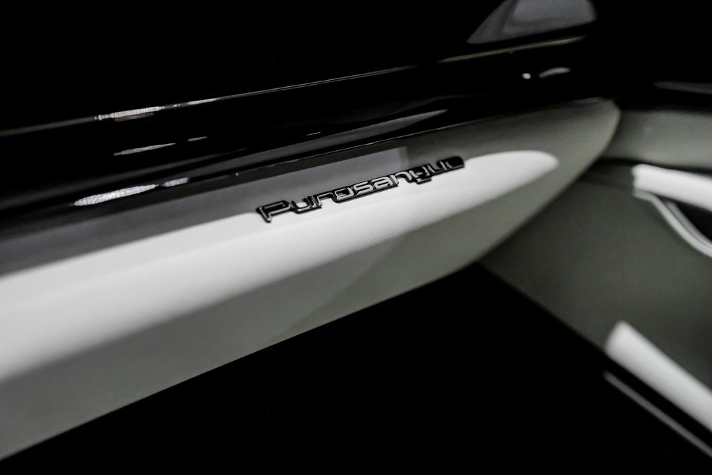 Used 2025 Ferrari Purosangue image 23