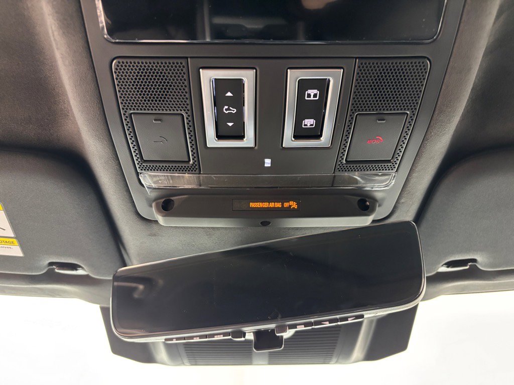 New 2026 Land Rover Defender 110 V8 image 12