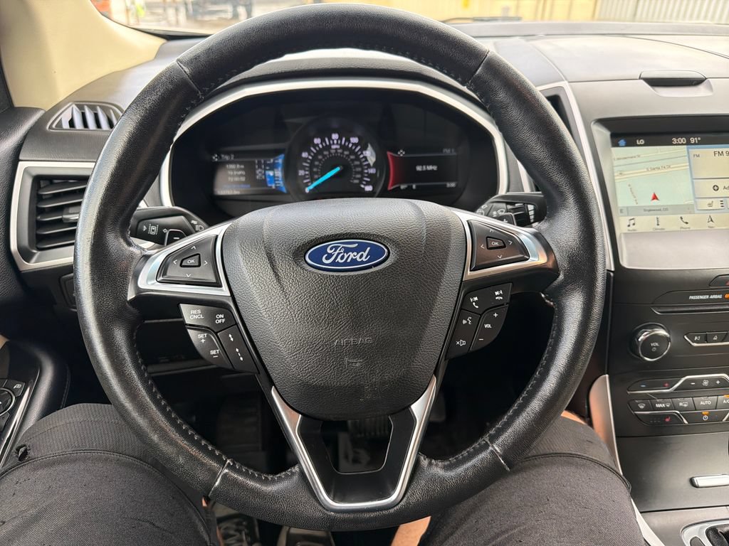 Used 2018 Ford Edge SEL w/ Equipment Group 201A AWD/4WD image 14