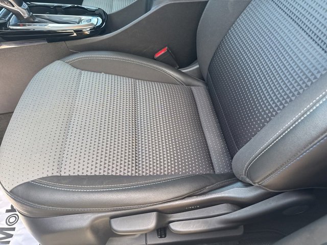 Used 2024 Chevrolet Trax LT image 13