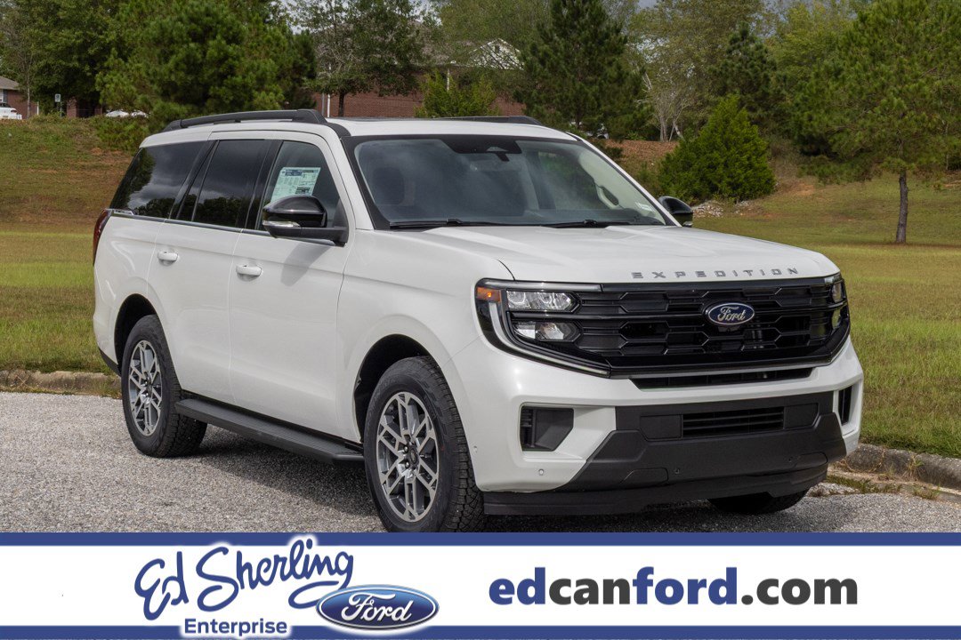 New 2025 Ford Expedition Active image 1