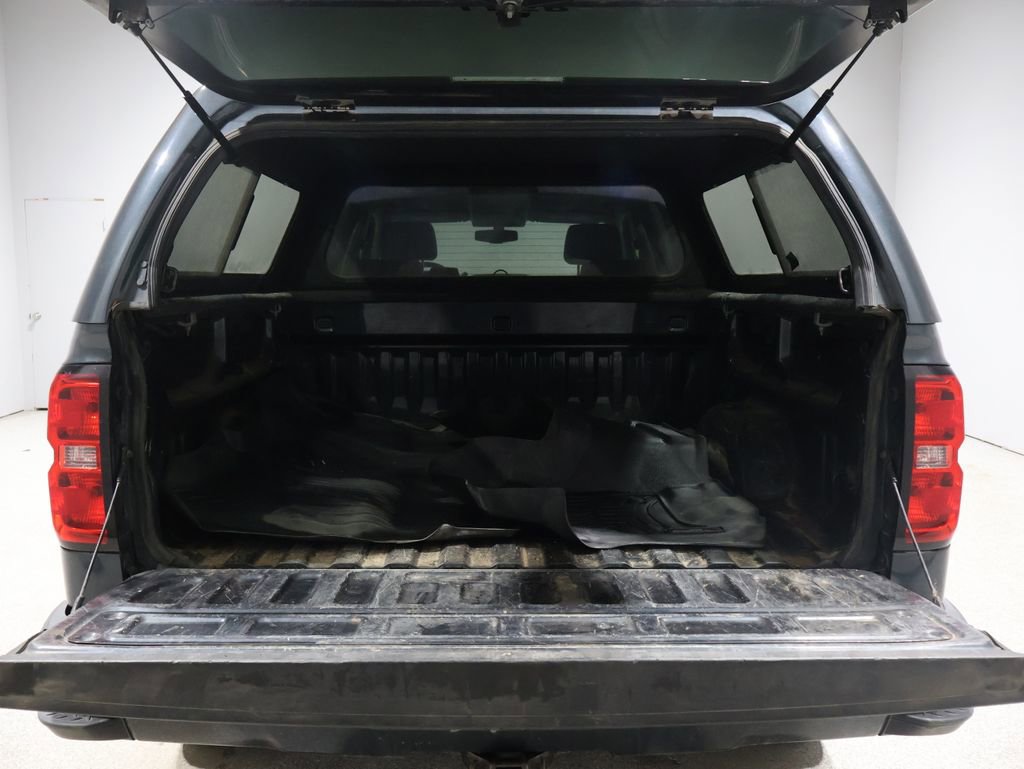 Used 2018 Chevrolet Silverado 1500 LT w/ All Star Edition image 5