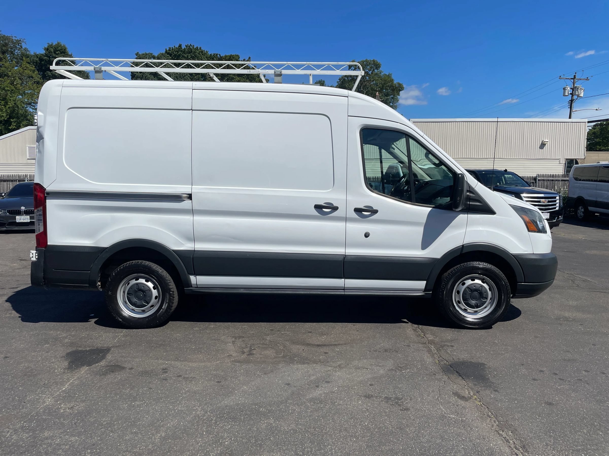 Used 2015 Ford Transit 250 130 Medium Roof RWD image 6