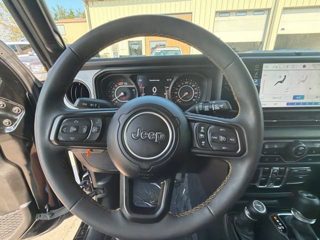 Used 2024 Jeep Wrangler Unlimited Sport AWD/4WD image 25