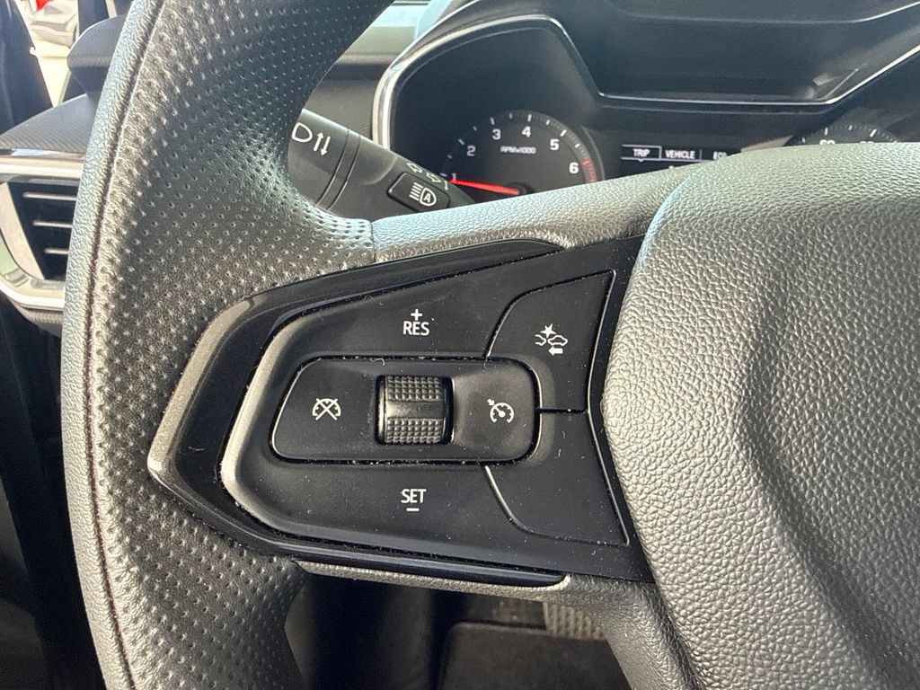 Used 2023 Chevrolet TrailBlazer LT FWD image 19