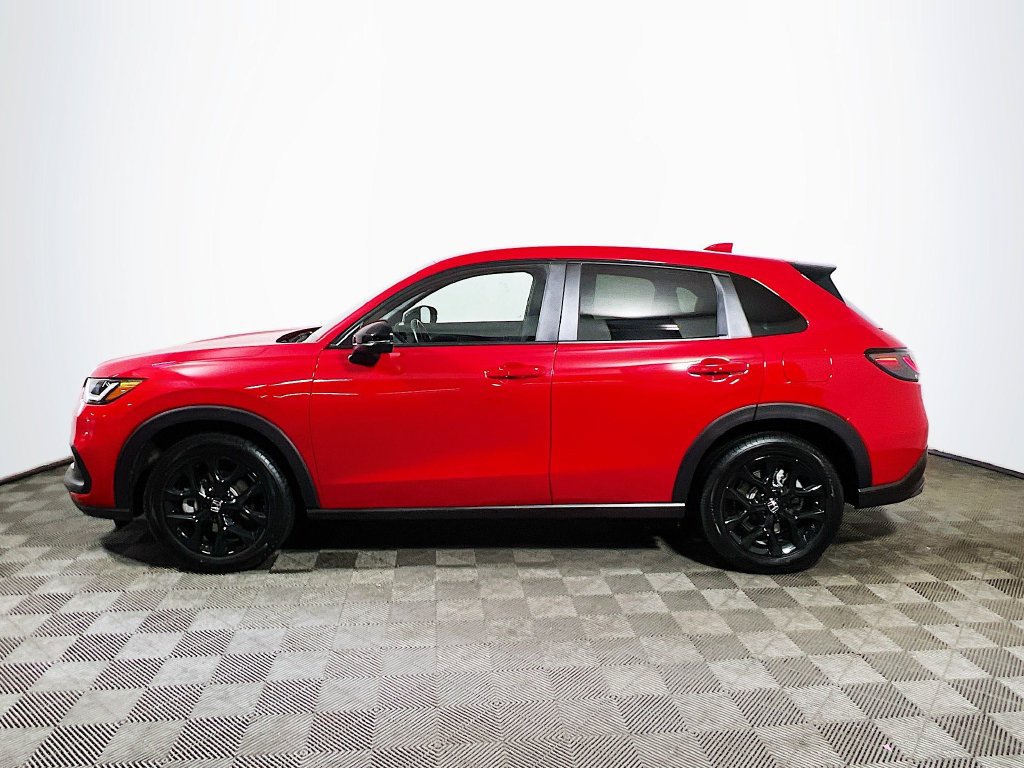 Used 2025 Honda HR-V Sport image 4