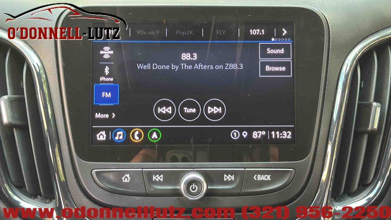 Used 2022 Chevrolet Equinox RS w/ Infotainment Package FWD image 25