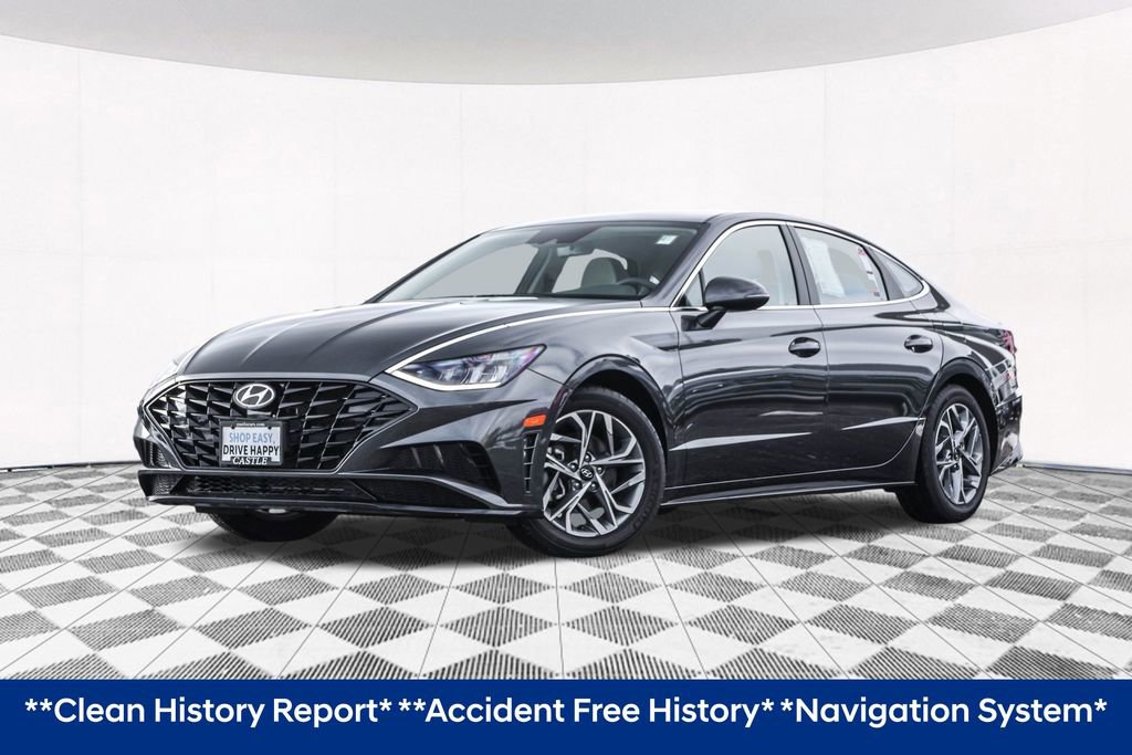 Used 2023 Hyundai Sonata SEL w/ Preferred Accessory Package image 2