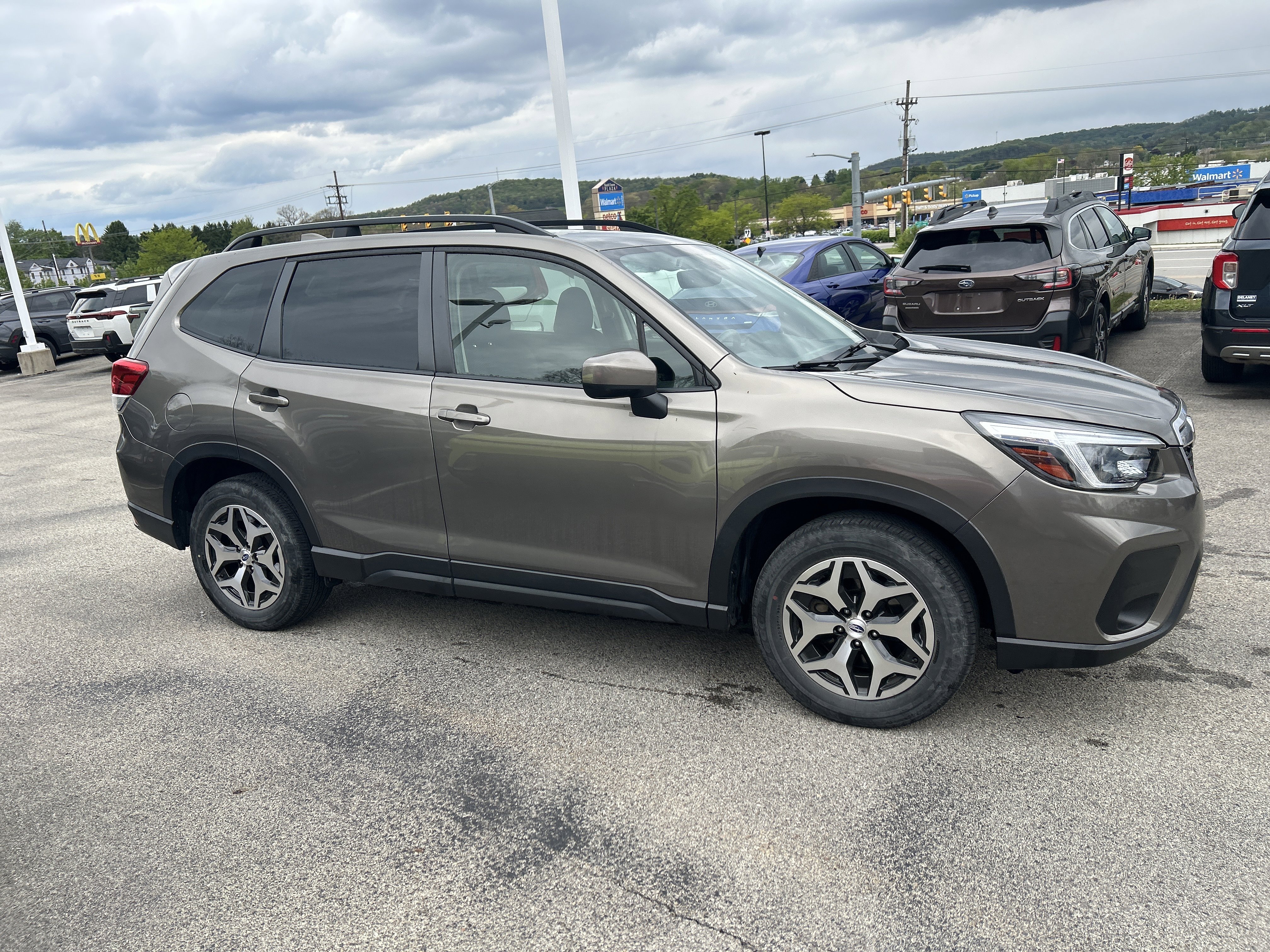 Used 2021 Subaru Forester Premium w/ Popular Package #1 AWD/4WD image 3