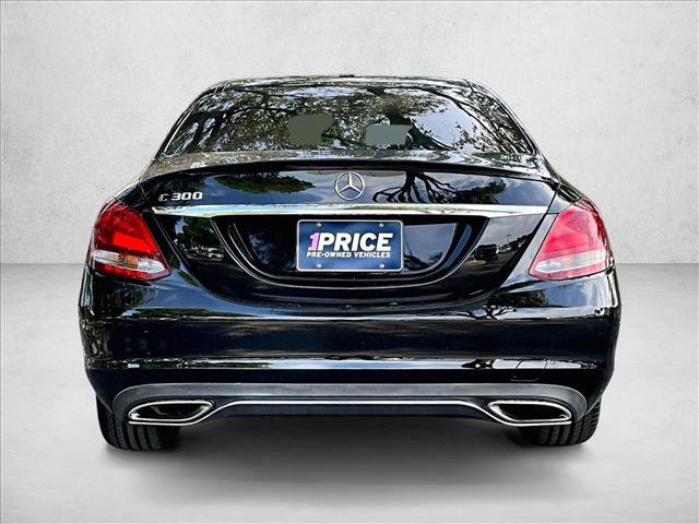Used 2018 Mercedes-Benz C 300 Sedan image 4