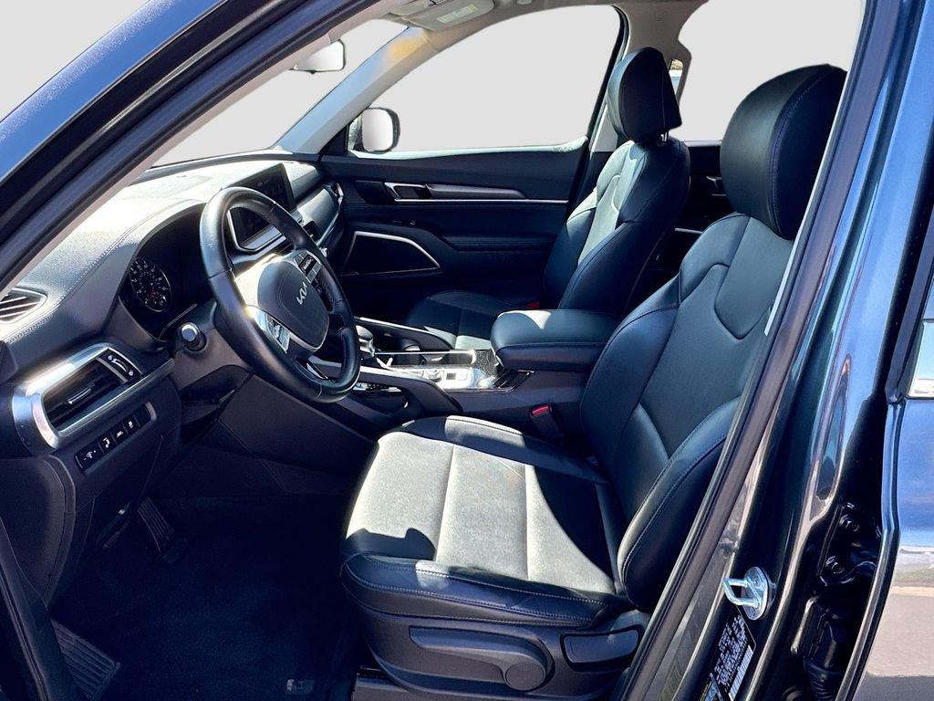 Used 2022 Kia Telluride LX image 26