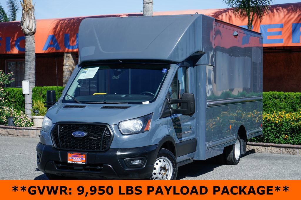 Used 2022 Ford Transit 350 DRW RWD image 4