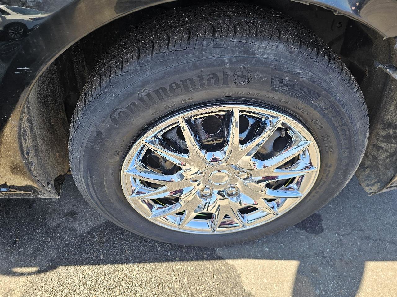 Used 2018 Chevrolet Sonic LS image 14