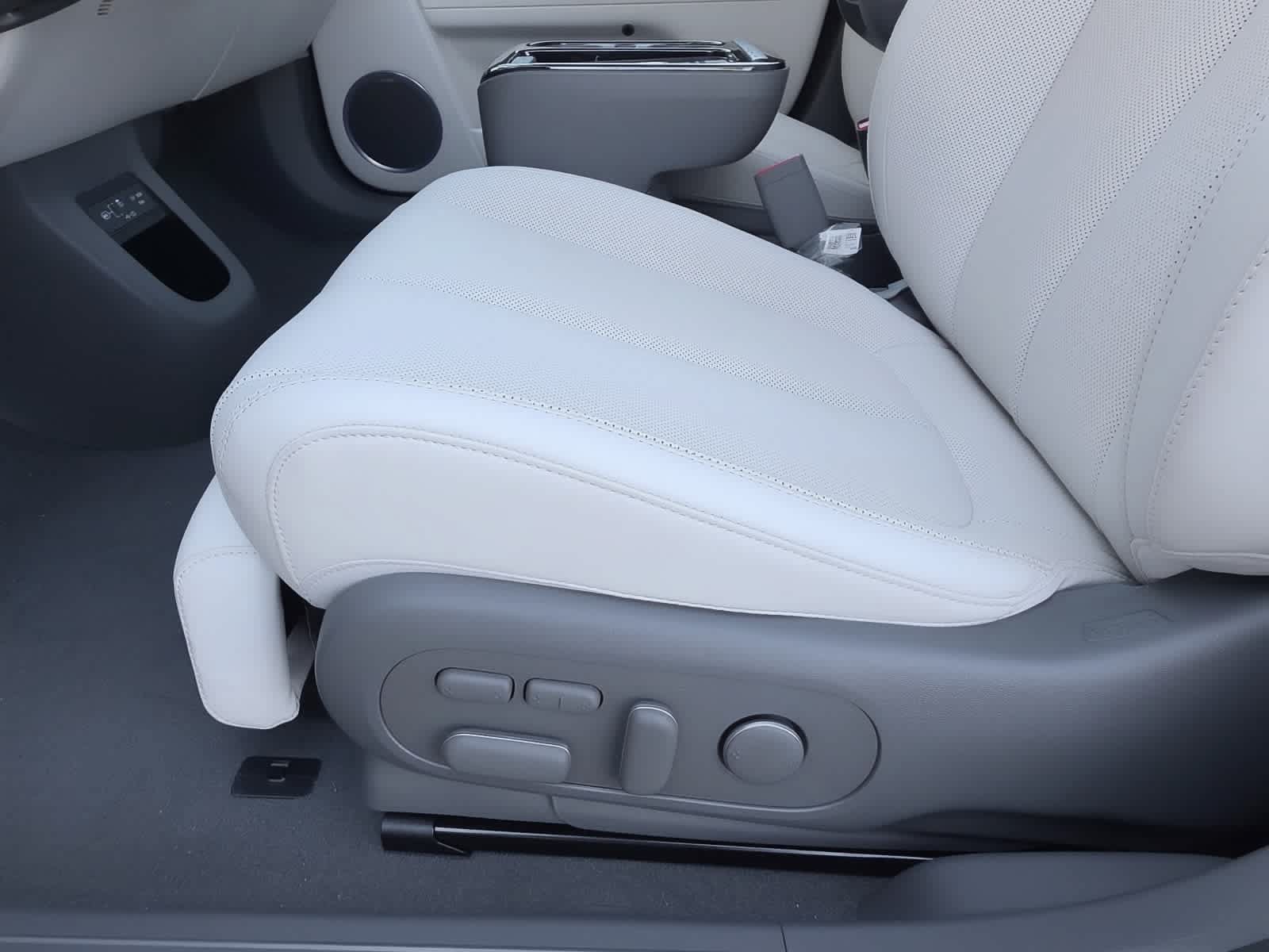 New 2027 Hyundai Ioniq 5 Limited RWD image 28