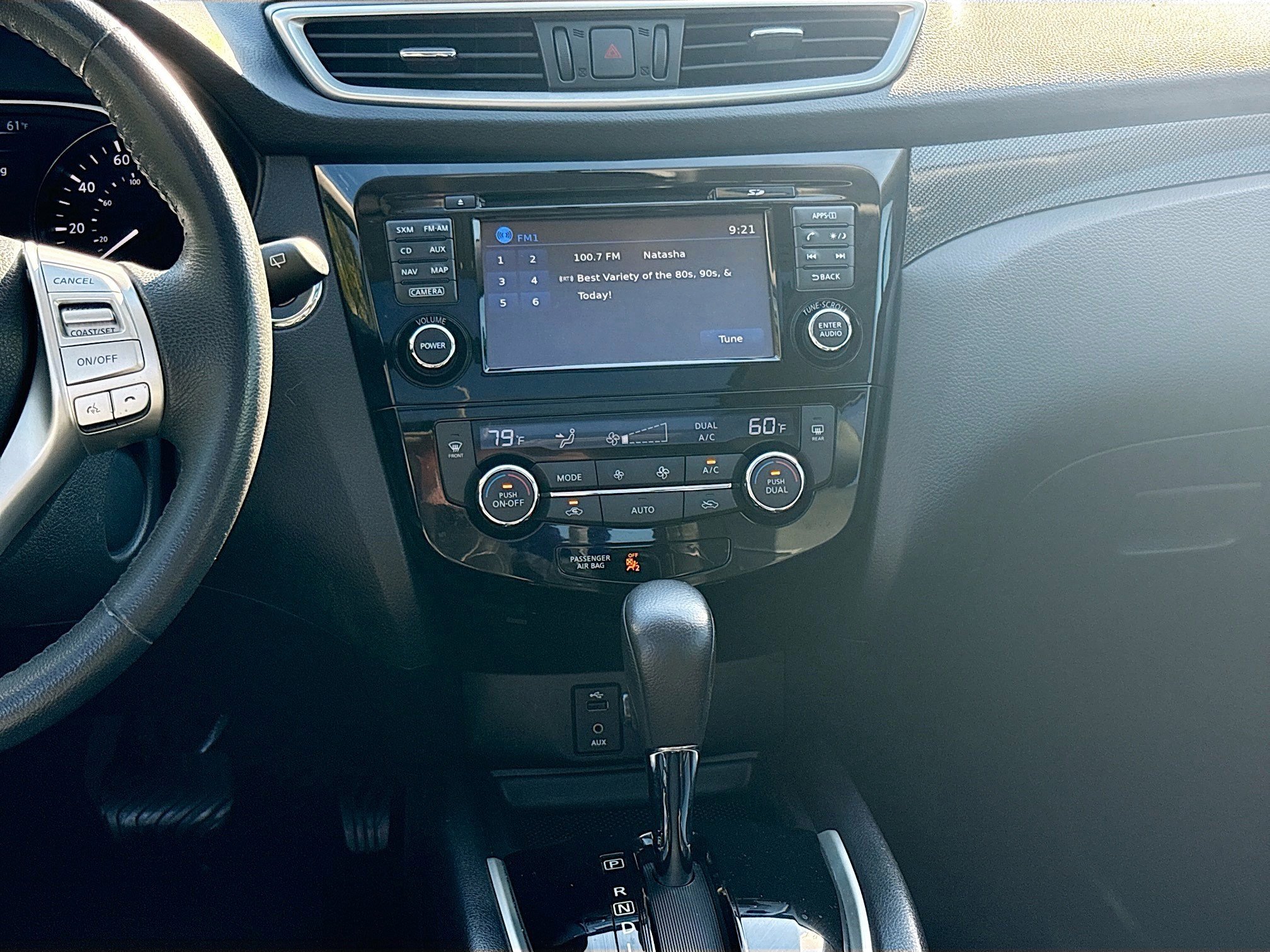 Used 2016 Nissan Rogue SL w/ SL Premium Package image 20