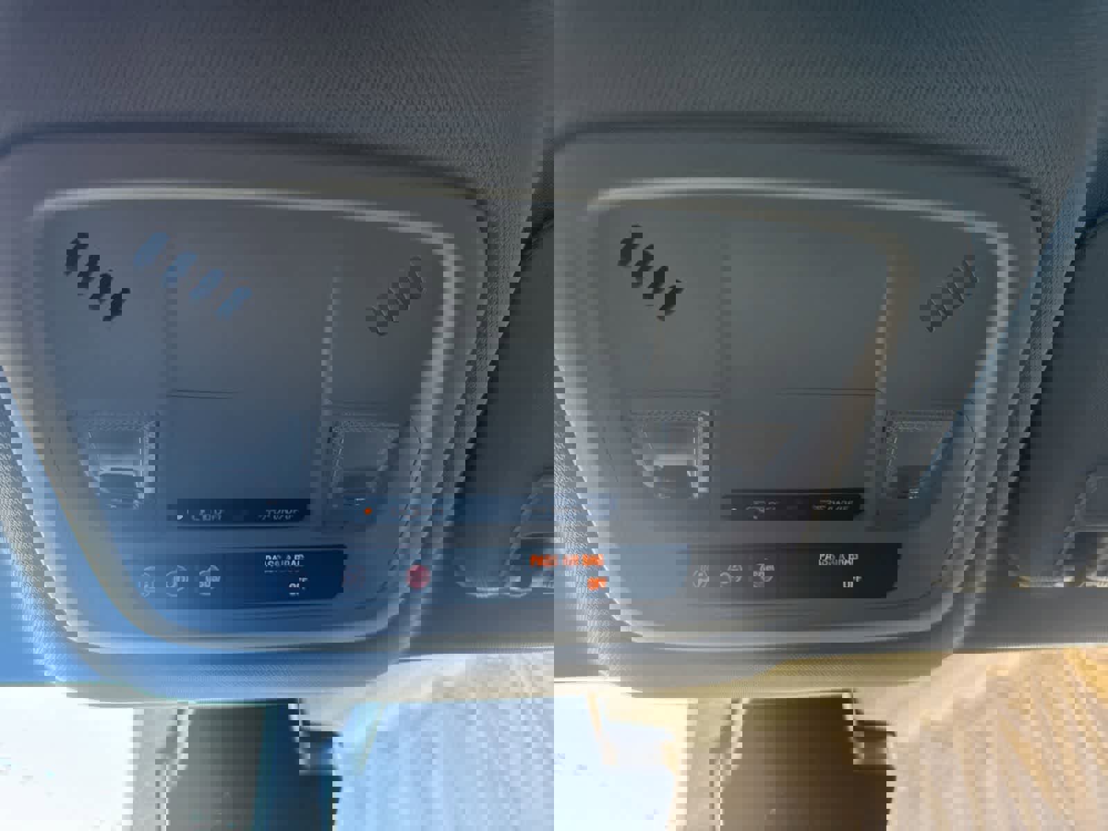 Used 2017 Chevrolet Volt LT image 27