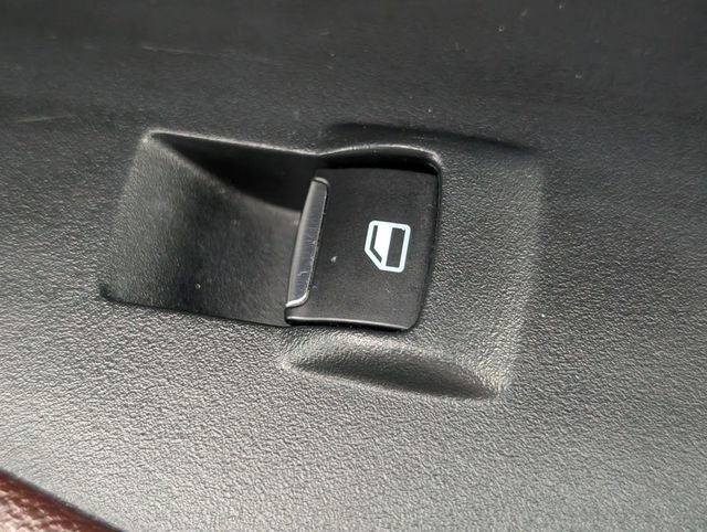 Used 2023 Ford Expedition Max Limited image 39