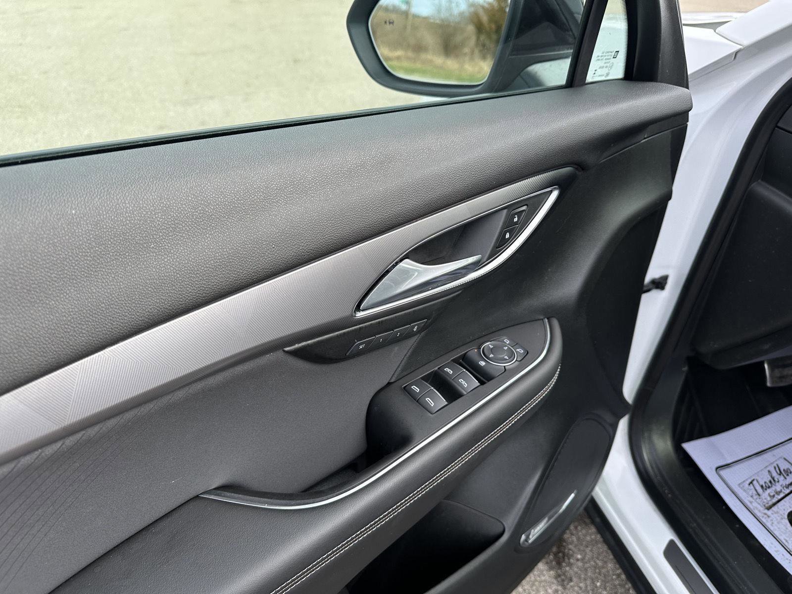 Used 2025 Buick Envision Sport Touring image 16