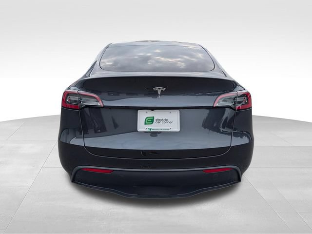 Used 2024 Tesla Model Y Long Range AWD/4WD image 6