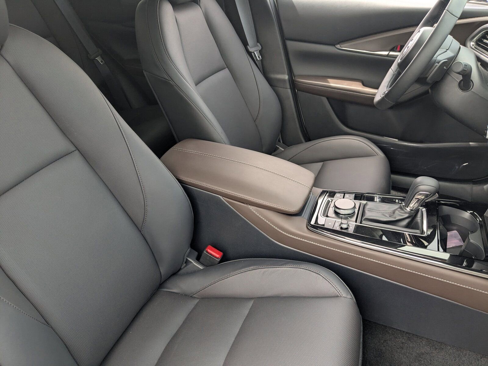 New 2025 MAZDA CX-30 2.5 Turbo w/ Premium Plus Pkg image 12