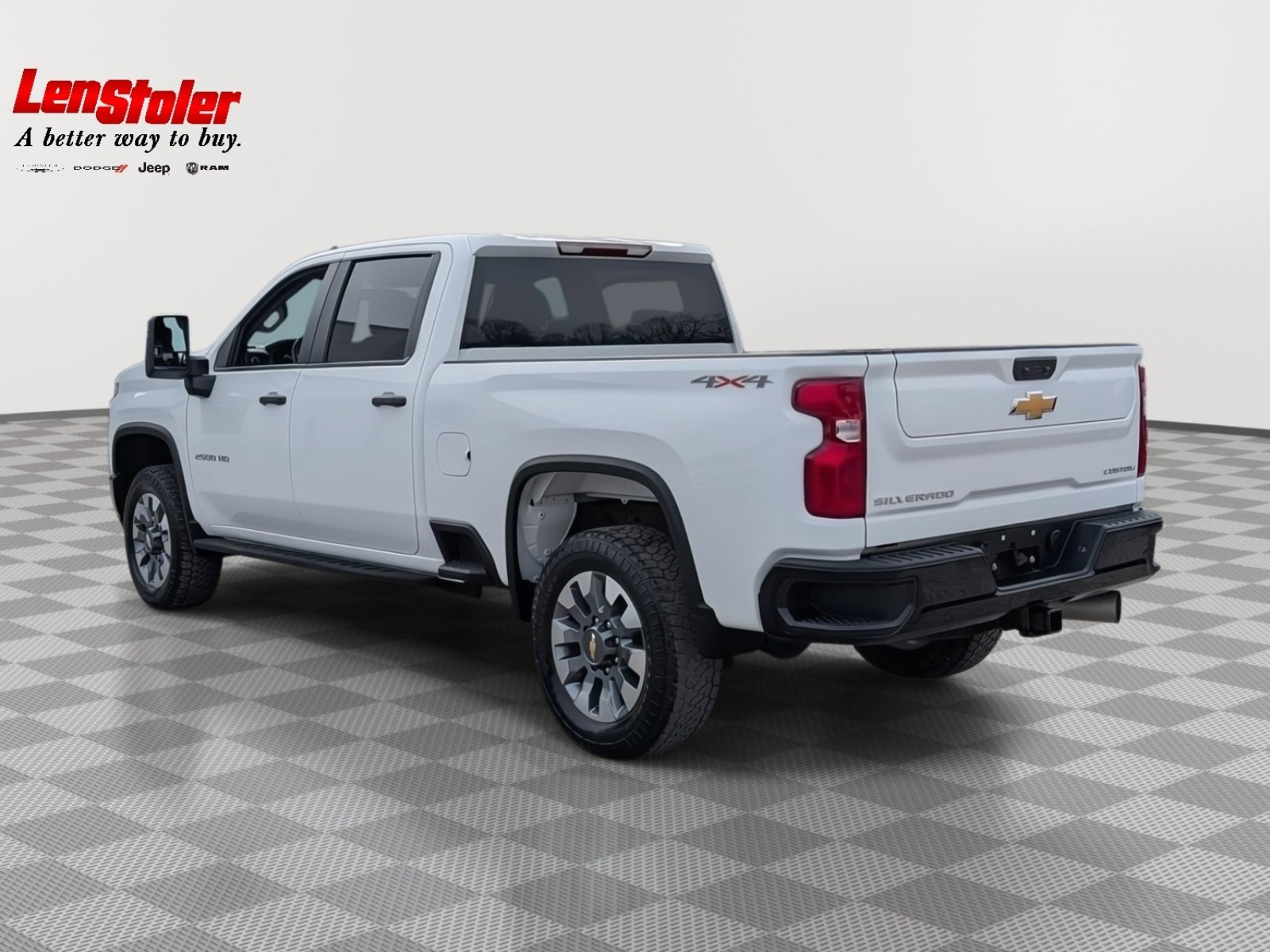 Used 2023 Chevrolet Silverado 2500 Custom w/ Custom Value Package image 3