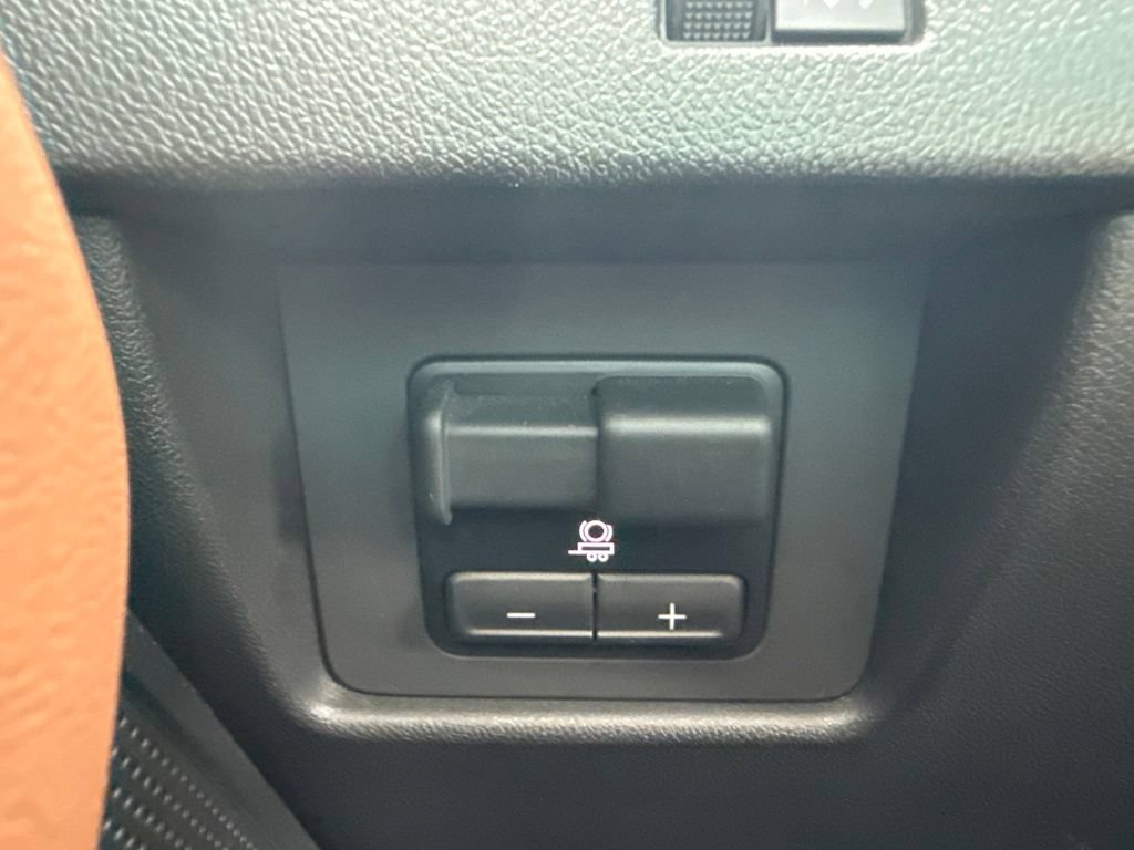 Used 2023 GMC Canyon AT4 w/ AT4 Premium Package AWD/4WD image 19