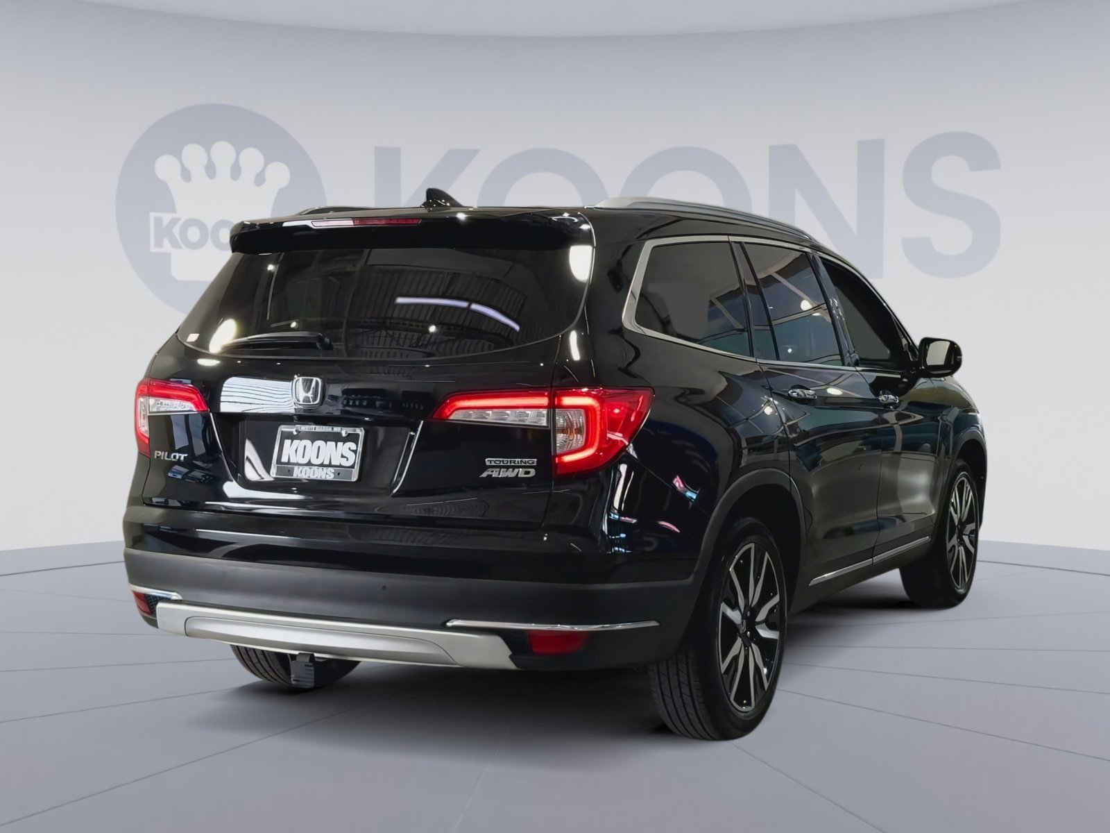Used 2021 Honda Pilot Touring image 11