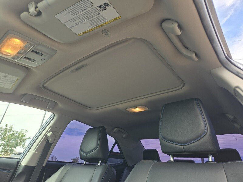 Used 2018 Toyota Corolla XSE w/ Carpet Mat Package (TMS) FWD image 12