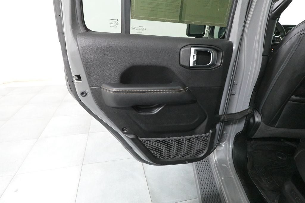 Used 2023 Jeep Wrangler Unlimited Sahara AWD/4WD image 28
