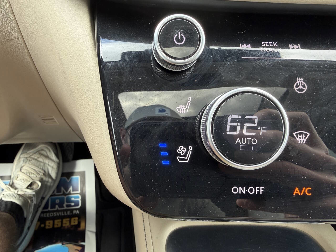 Used 2023 INFINITI QX60 Luxe w/ Cargo Package AWD/4WD image 24