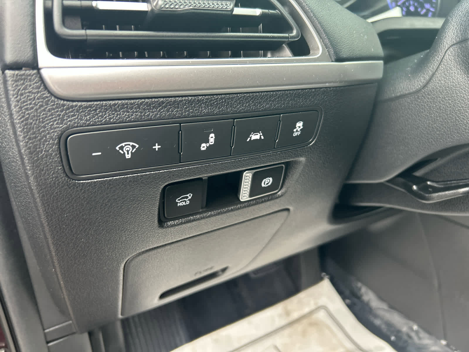 Used 2020 Hyundai Palisade SEL w/ Premium Package image 13