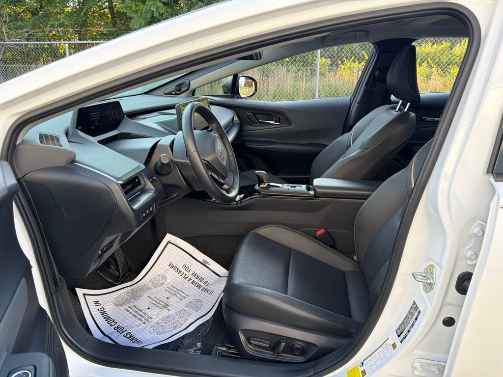Used 2025 Toyota Prius Limited AWD/4WD image 22