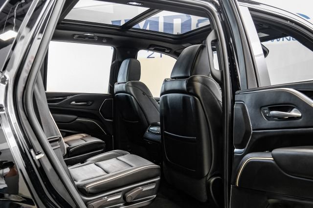 Used 2024 Cadillac Escalade Sport w/ LPO, ONYX Package AWD/4WD image 50