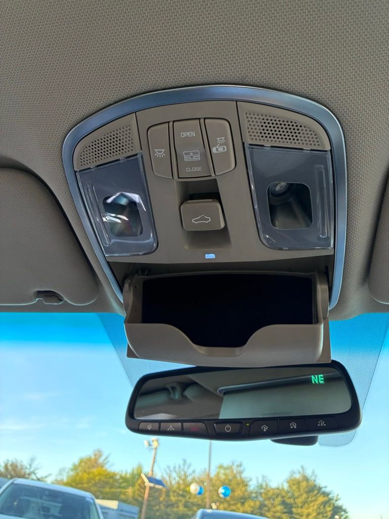 Used 2019 Hyundai Sonata Limited w/ Ultimate Package 04 FWD image 40